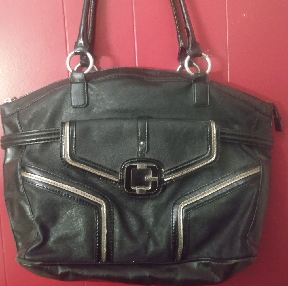 Guess purse, hand bag, tote